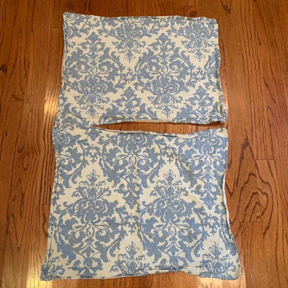 Pottery Barn Jacquard Medallion Duvet Cover w/ Two Standard Shams | Full/Queen - Picture 10 of 16
